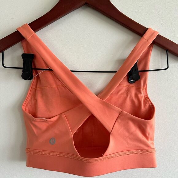 NWT salmon “Envital” Lululemon sports bra - Picture 6 of 11